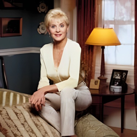 Concetta Tomei has a networth of $2 Million.